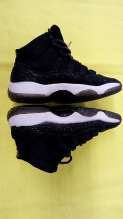 JORDAN 11 RETRO