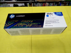 HP 304A BLACK TONER CARTRIDGE | WORKS WITH HP COLOR LASERJET CM2320 MFP, HP COLOR LASERJET CP2025 SERIES | CC530A